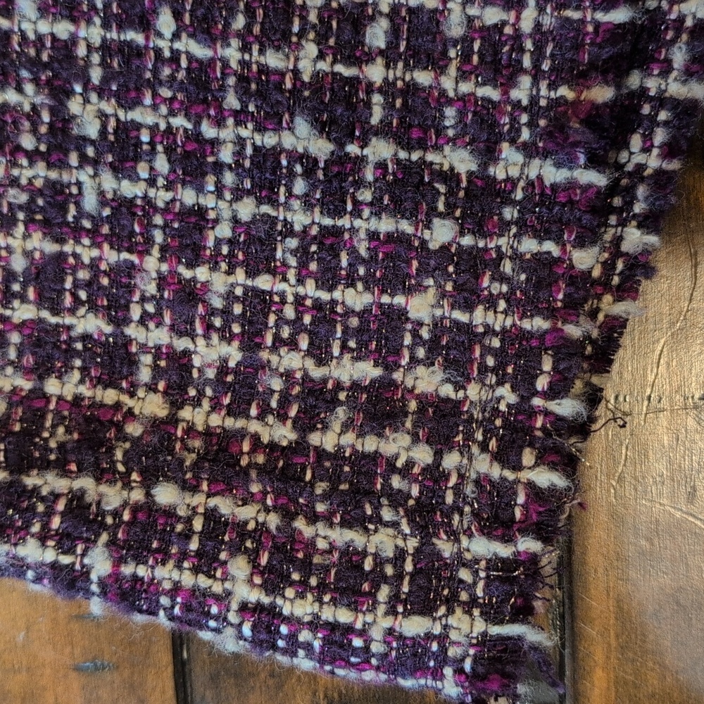 House Of Harlow Tweed Shorts - Picture 3 of 8